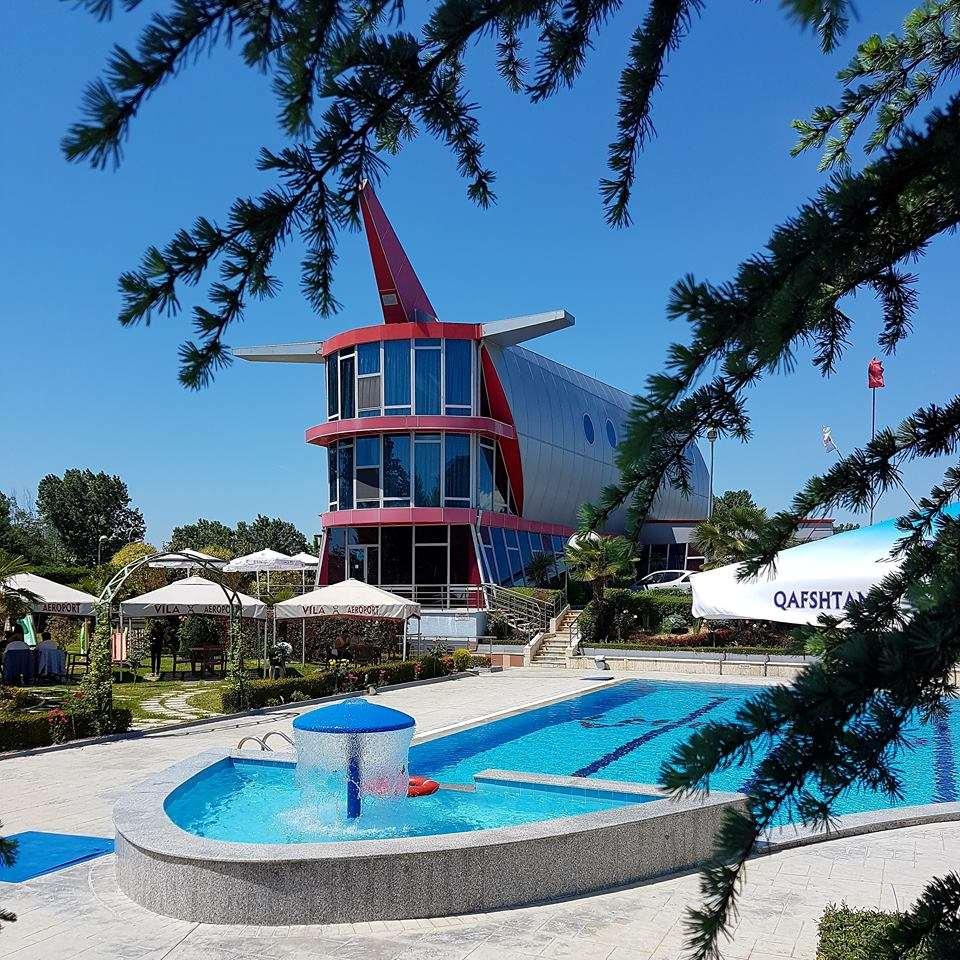 Hotel Vila Aeroport Rinas المرافق الصورة